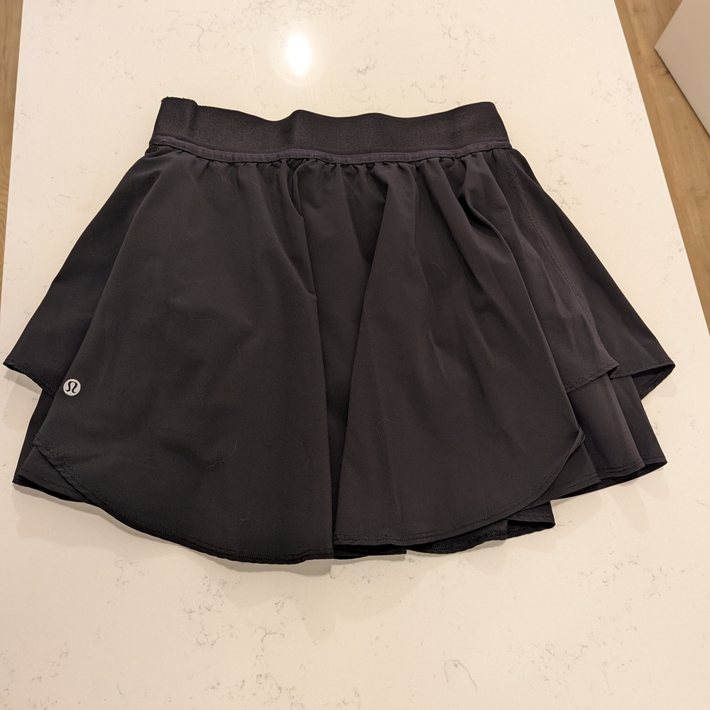 lululemon athletica Black Circle Skater Skirt